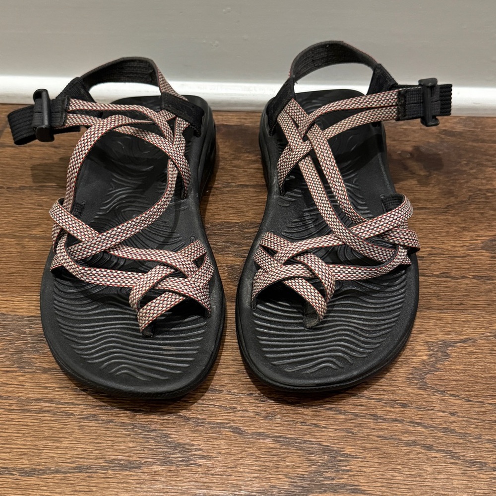 Chaco Women's ZX2 Classic Sandal Toe Loop Hiking Red White Shoe Size 6 orig $115